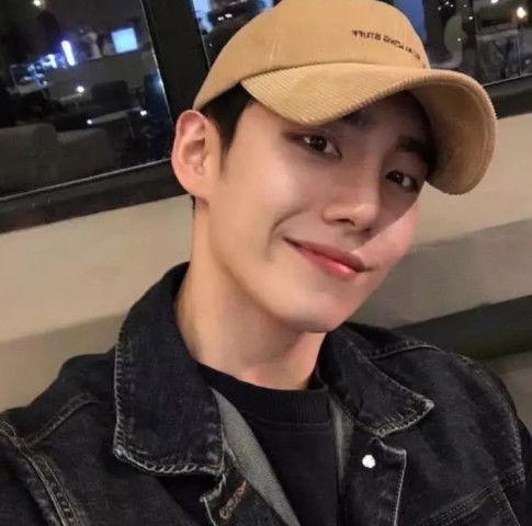 吃瓜娱乐微博头像男,揭秘吃瓜娱乐界男星们的微博头像魅力 第2张 吃瓜娱乐微博头像男,揭秘吃瓜娱乐界男星们的微博头像魅力 第2张